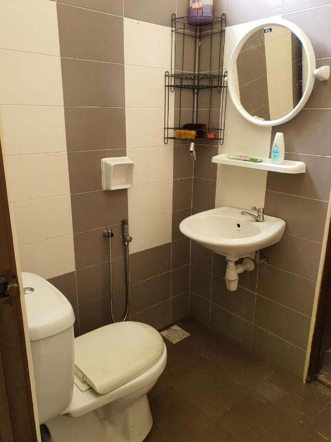 Simple Homestay Kemaman Terengganu Chukai Exterior foto